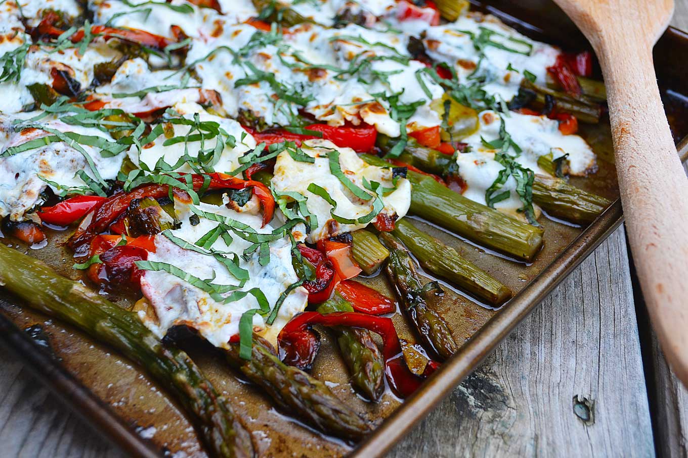 roasted asparagus & red bell peppers with bubbly mozzarella | rusticplate.com