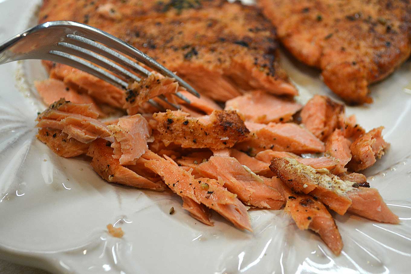 salmon, leeks & feta spaghetti | rusticplate.com