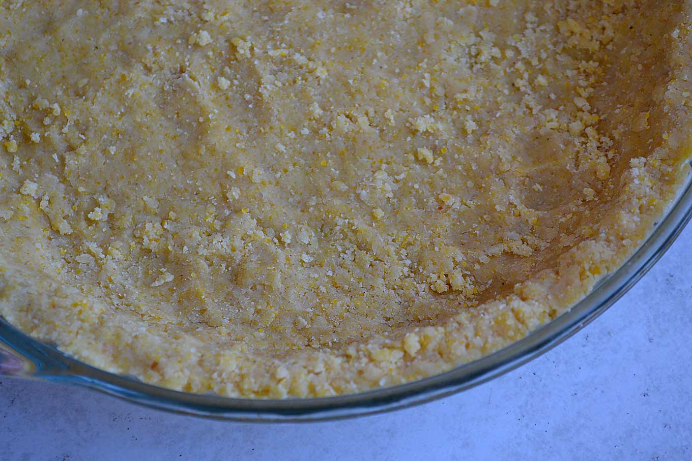 how to make a sweet cornmeal crust | rusticplate.com