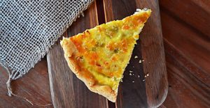 leek & emmental cheese quiche | rusticplate.com