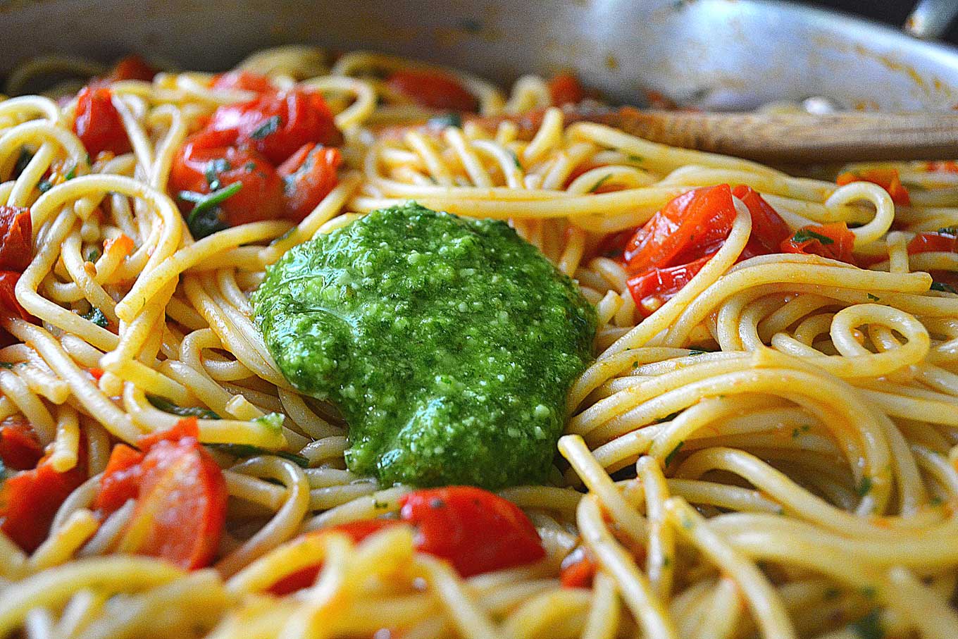 pomodorini & pesto spaghetti | rusticplate.com