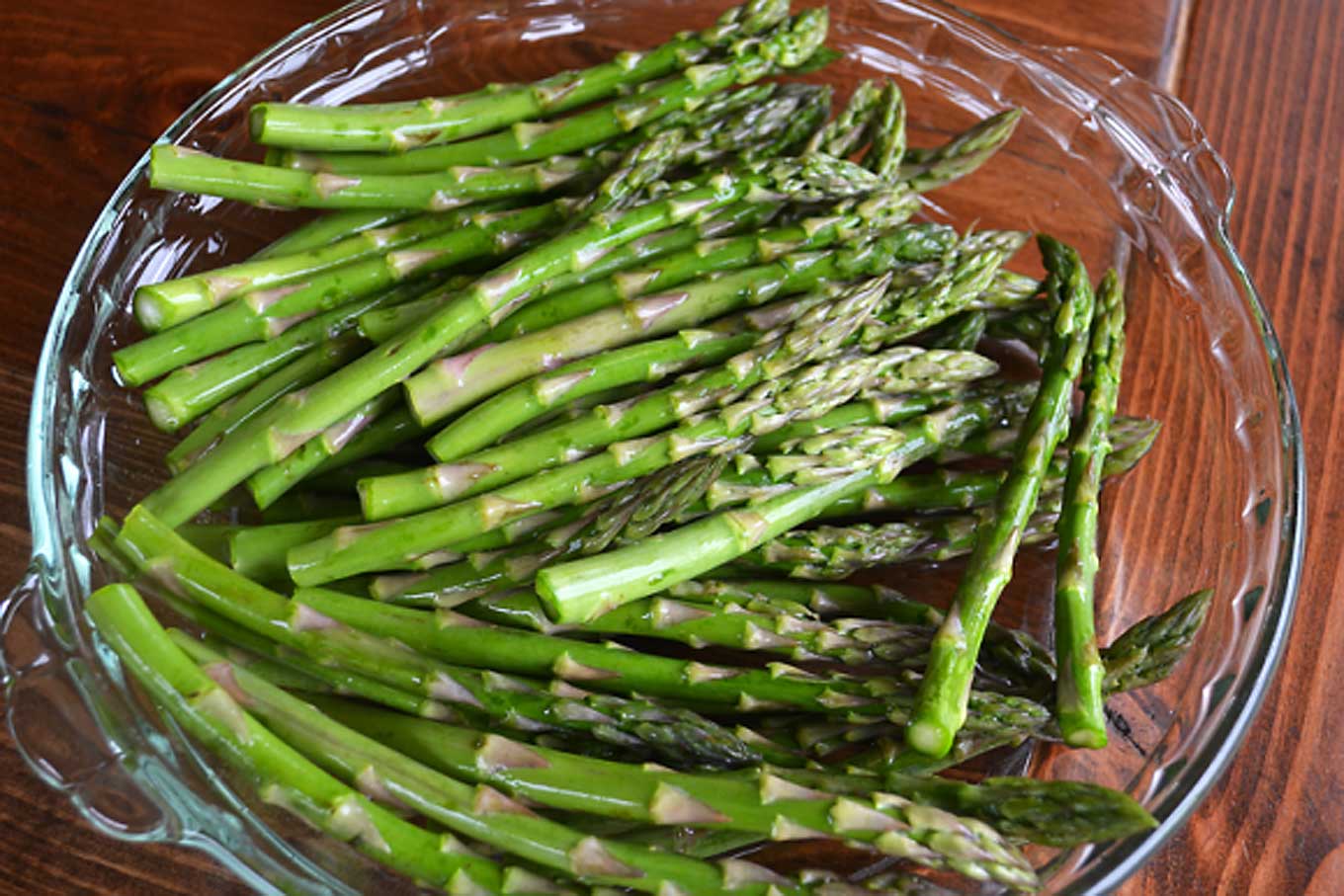 how to blanch asparagus | rusticplate.com